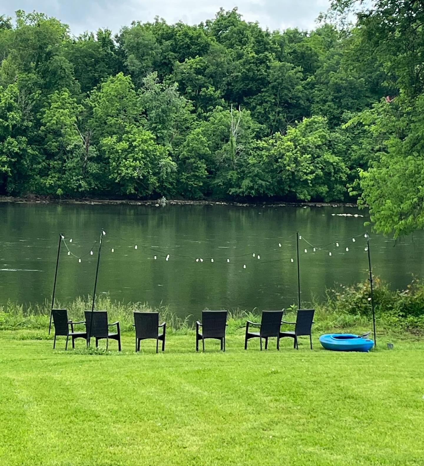 Luxury Riverfront Tiny Home- Amazing Views #555 * Strawberry Plains